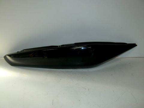Carter latéral,flan de selle droit KAWASAKI ER6 année:2006 référence:36040-0038