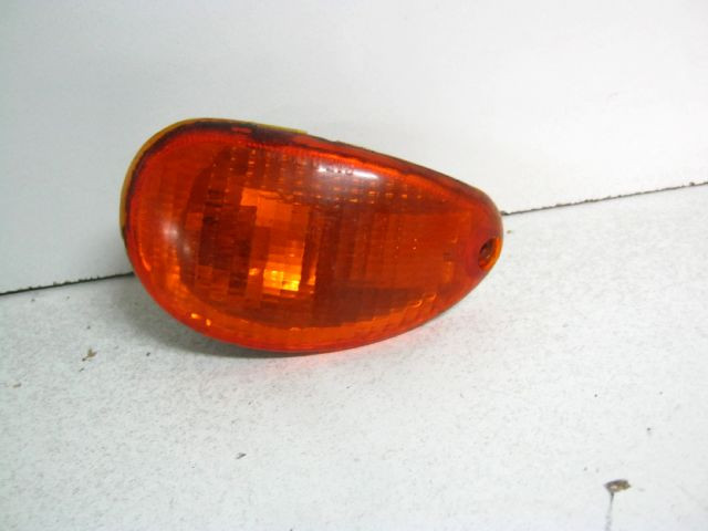 Clignotant arrière droit VESPA 50 ET2 an 2000 type ZAPC1600 réf 293604