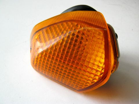 Clignotant arriére droit KAWASAKI 600 ZZR année:1995 type:ZX600E