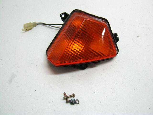 Clignotant avant droit KAWASAKI 1000 GTR an 1998 type ZGT00A réf 23040-1141 