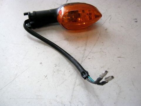 Clignotant avant droit YAMAHA 600 FZ6 année:2009