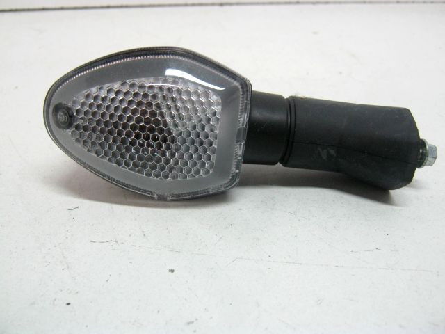 Clignotant avant SUZUKI 750 GSR an 2016 réf 35604-08J01-000 