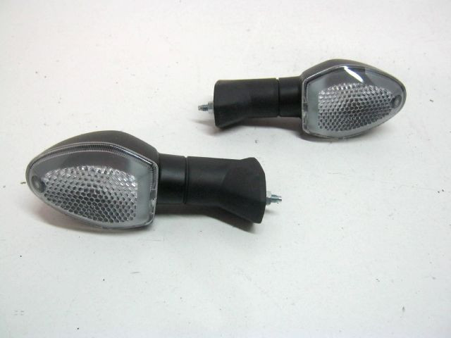 Clignotant avant SUZUKI 750 GSR an 2016 réf 35604-08J01-000 , 08JA
