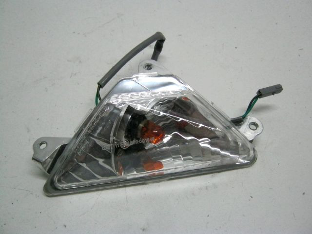 Clignotant avant droit KAWASAKI ER6F an 2011
