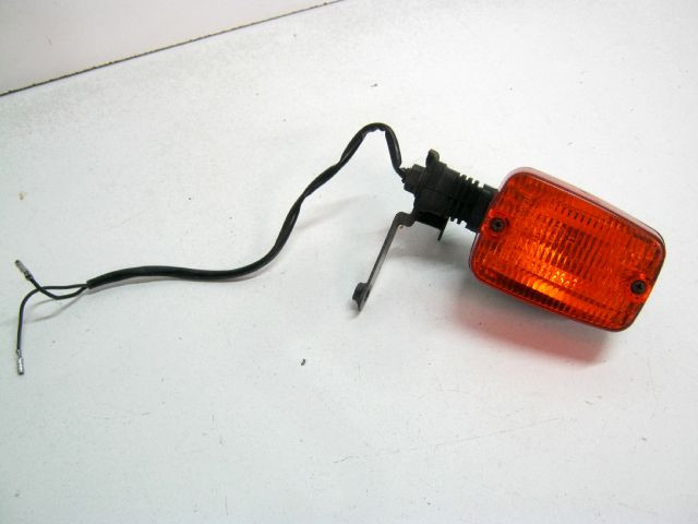 Clignotant SUZUKI 600 DR DJEBEL an 1990 type SN41A réf 35603-06B30-999 