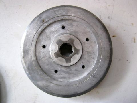 Cloche,noix,plateau de pression d'embrayage YAMAHA 125 YZ année:1982 type:5X4 réf:5X4-16150-00,5X4-16371-00,1W1-16351-00
