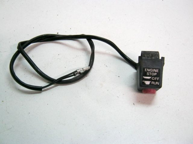 Comodo droit interrupteur arrêt d'urgence SUZUKI 600 DR DJEBEL an 1990 type SN41A 