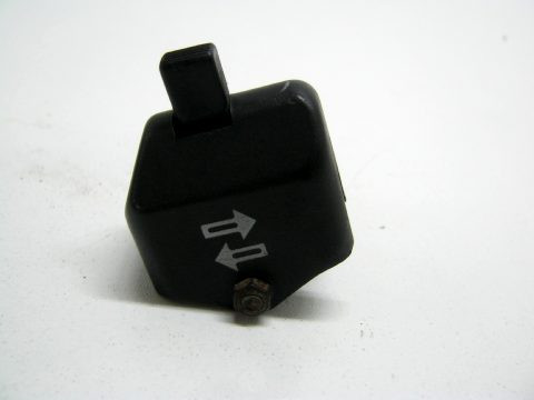 Comodo droit ,interrupteur de clignotant MZ 125 TS année :1980 type :TS125