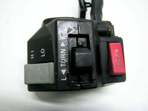 Comodo gauche , interrupteur clignotant YAMAHA 600 XJ année: 1991 type: 51J