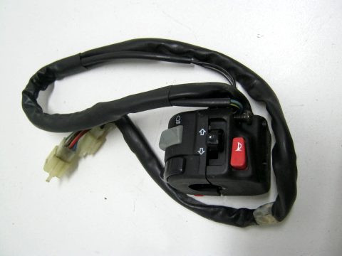 Comodo gauche , interrupteur clignotant YAMAHA 850 TDM type 3VD an 1993