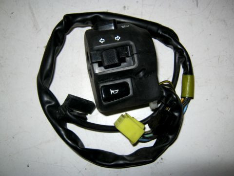 Comodo gauche SUZUKI 650 SV année:2004 type:LJS17L40J174