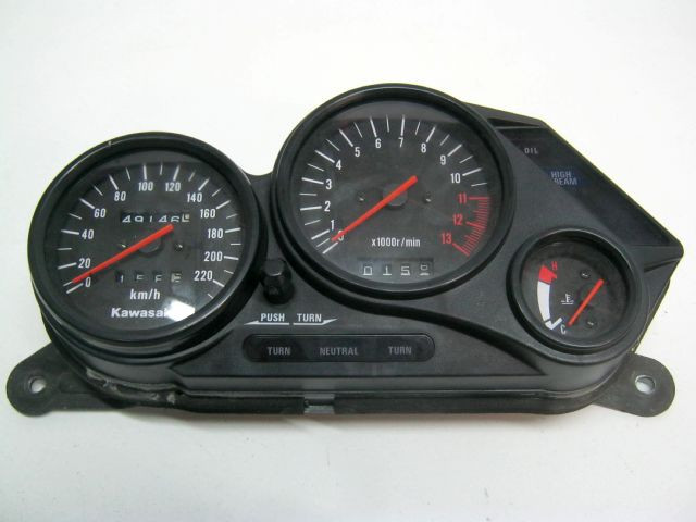 Compteur , compte tours , tableau de bord KAWASAKI 500 GPZ an 1995 type EX500D 