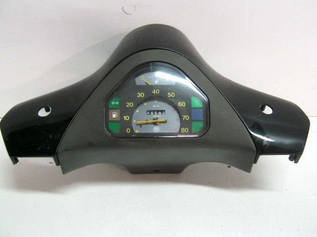Compteur tableau de bord VESPA 50 PK-XL2  AUTOMATIK Type VA52T an 1990 réf 226739 