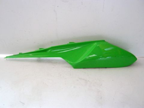 Demi coque arriére droite KAWASAKI ZX10R année:2011