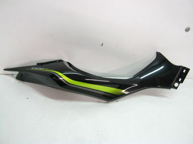 Coque arrière , carter latéral droit KAWASAKI Z 1000 an 2017 réf 36041-0032