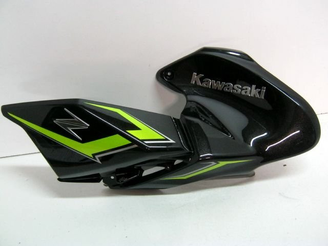 Coque réservoir, carter, carénage gauche  KAWASAKI Z 900 an 2019 2023 réf 51026-0025