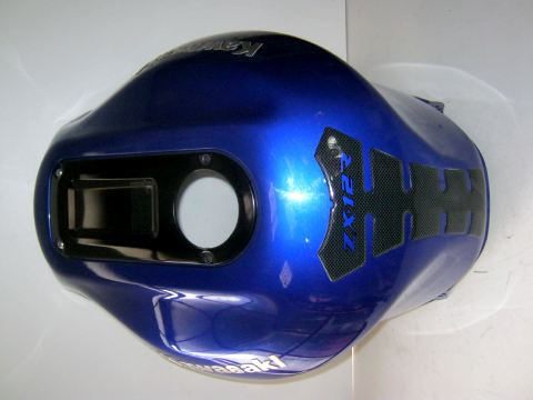 Coque réservoir KAWASAKI ZX12R année:2003 type:ZXT20AB22A réf:51026-1051