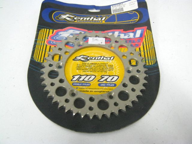 Couronne RENTHAL 43 dents SUZUKI 125 , 250 RM an 1988 à 2006 réf 492007 