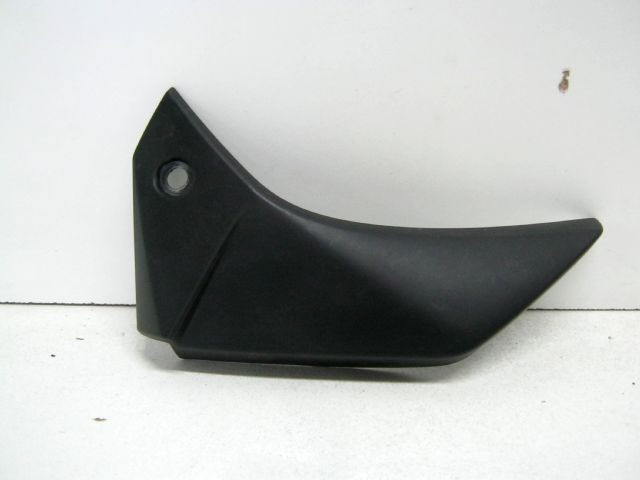 Couvercle radiateur gauche KAWASAKI 650 VERSYS an 2016 réf 14093-0095 