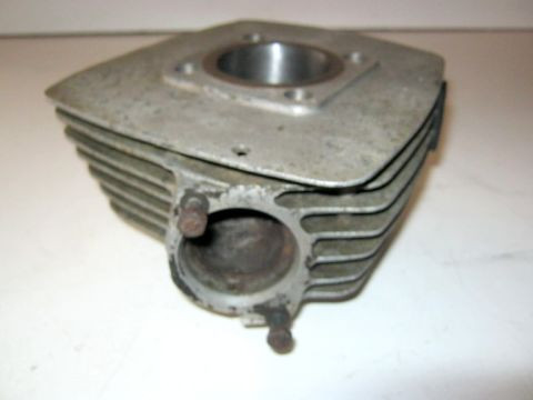 Cylindre SUZUKI 125 TS année:1980