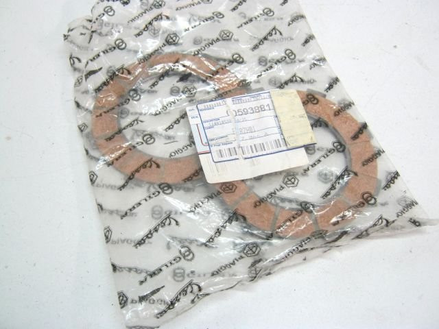 Disque embrayage VESPA  160 180 200 COSA an 1981 à 1991 réf 0593881 