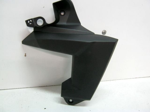 Ecope de radiateur gauche KAWASAKI 650 VERSYS an 2020 réf 14092-0075-18T 