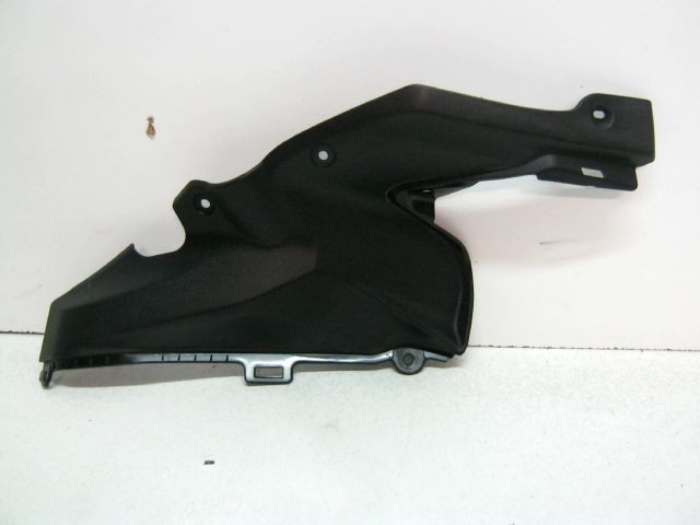 Ecope intérieur de carénage KAWASAKI Z 900 an 2020 réf 14093-0917 