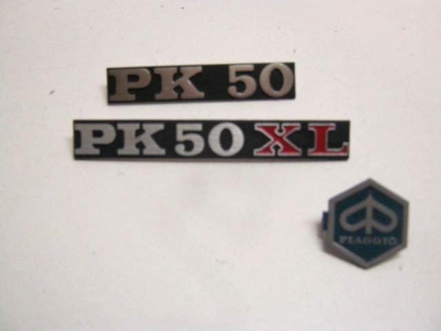 Emblème carénage VESPA 50 PK-XL2  AUTOMATIK Type VA52T an 1990 