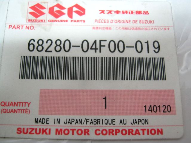Emblème décoration de réservoir SUZUKI 1400 GSX an 2005 réf 68110-42F40-LW4 