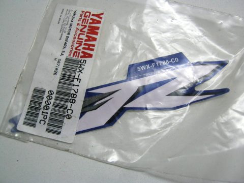 Emblème YAMAHA 50 TZR année:2008 référence:5WX-F1788-C0