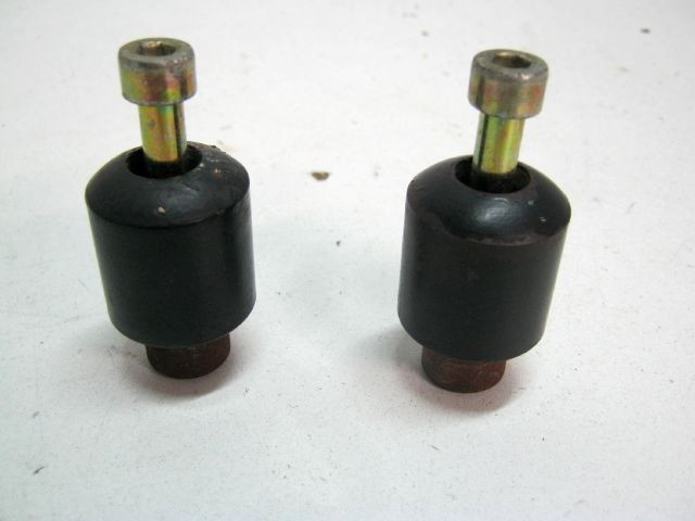Embout de guidon CAGIVA 125 SUPERCITY an 1999 type N2 réf 800062396 