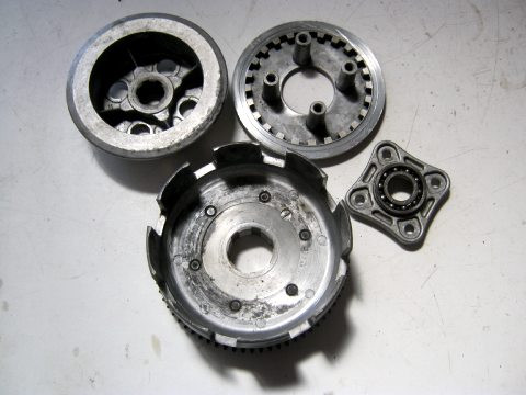 Cloche,noix,plateau de pression d'embrayage HONDA 125 XL année:1977