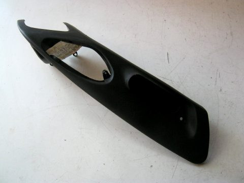 Support de clignotant arriére gauche PIAGGIO 50 NRG réf:581205000C