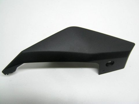 Enjoliveur , aileron de garde boue avant YAMAHA 900 MT09 type 1RC an 2015 réf 1RC-21721-00 