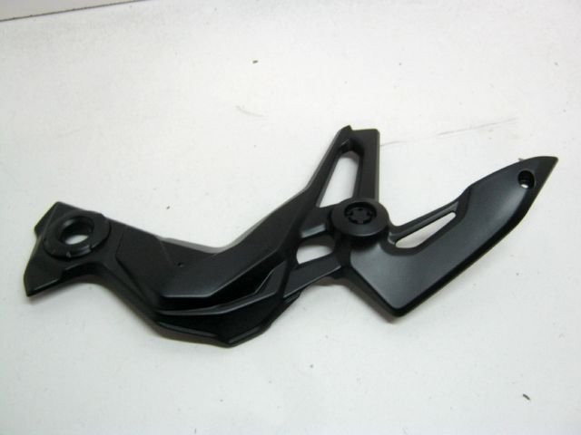 Enjoliveur carter gauche KAWASAKI 900 Z an 2024 réf 14093-0926