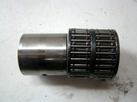 Entretoise et roulement de cloche d'embrayage SUZUKI 750 GSXR année:1988 type:GR77A