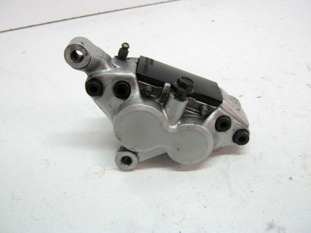 Etrier de frein avant gauche YAMAHA 850 TDM an 1999 type 4TX réf 3HE-2580T-70, 3HE2780t70 