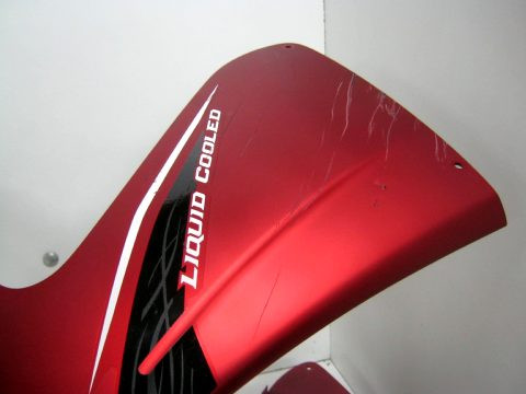 Face avant YAMAHA , tablier inférieur MBK 50 NITRO , AEROX an 2015 