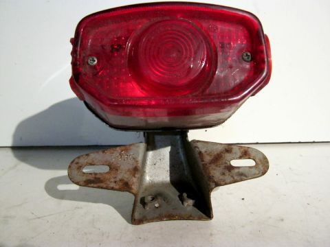 Feu arriére YAMAHA année:1980