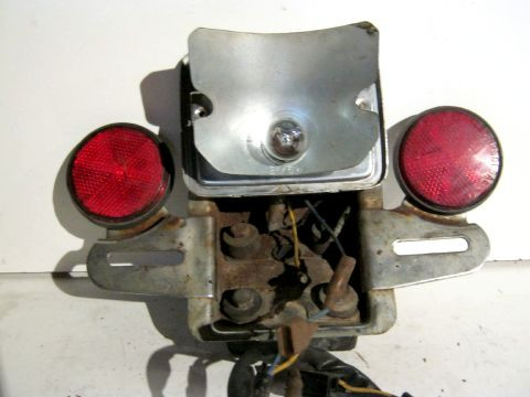 Feu arriére YAMAHA 750 XS année:1977