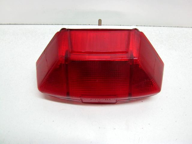 Feu arrière  YAMAHA 600 XJ an 1984 à 1991 type 33M réf 51J84710E000  