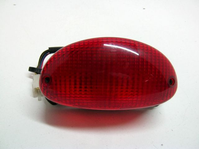 Feu arrière YAMAHA 850 TDM an 1999 type 4TX réf 4TX-84710-00 