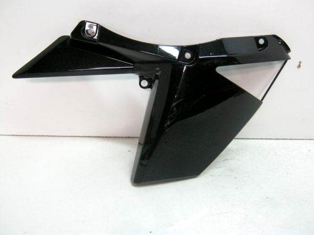 Flan carénage carter droit KAWASAKI Z 1000 an 2012 réf 49125-0049-18T 