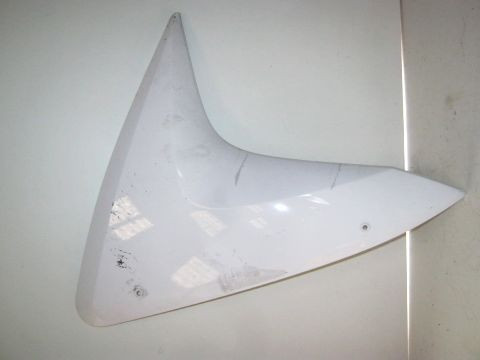 Flan de carénage droit YAMAHA 125 YZFR année:2008 type:5D7-F835U-00-P2