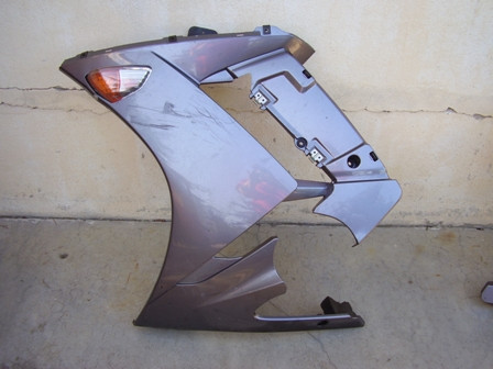 Flan de carénage gauche YAMAHA 1300 FJR année:2007