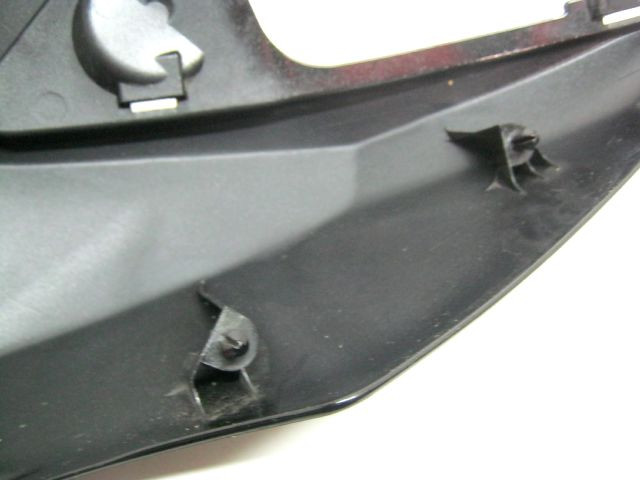 Flan carter carénage gauche KAWASAKI 650 VERSYS an 2010 réf 55028-0354