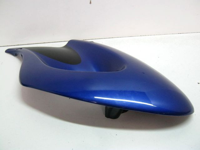 Flan de carénage droit YAMAHA 850 TDM an 1999 type 4TX réf 4TX-2835V-00-P3  