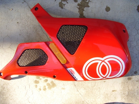 Flan de carénage ouie de radiateur droite GILERA 50 DNA 