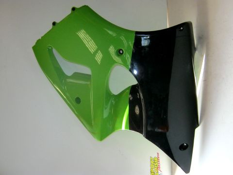 Flan de carénage droit KAWASAKI 600 ZXR,ZX6R année:2001 type:LKW1AL40J031