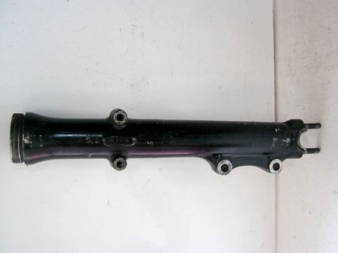 Fourreau de fourche gauche KAWASAKI 750 GPZX année:1985 type:ZX750A1